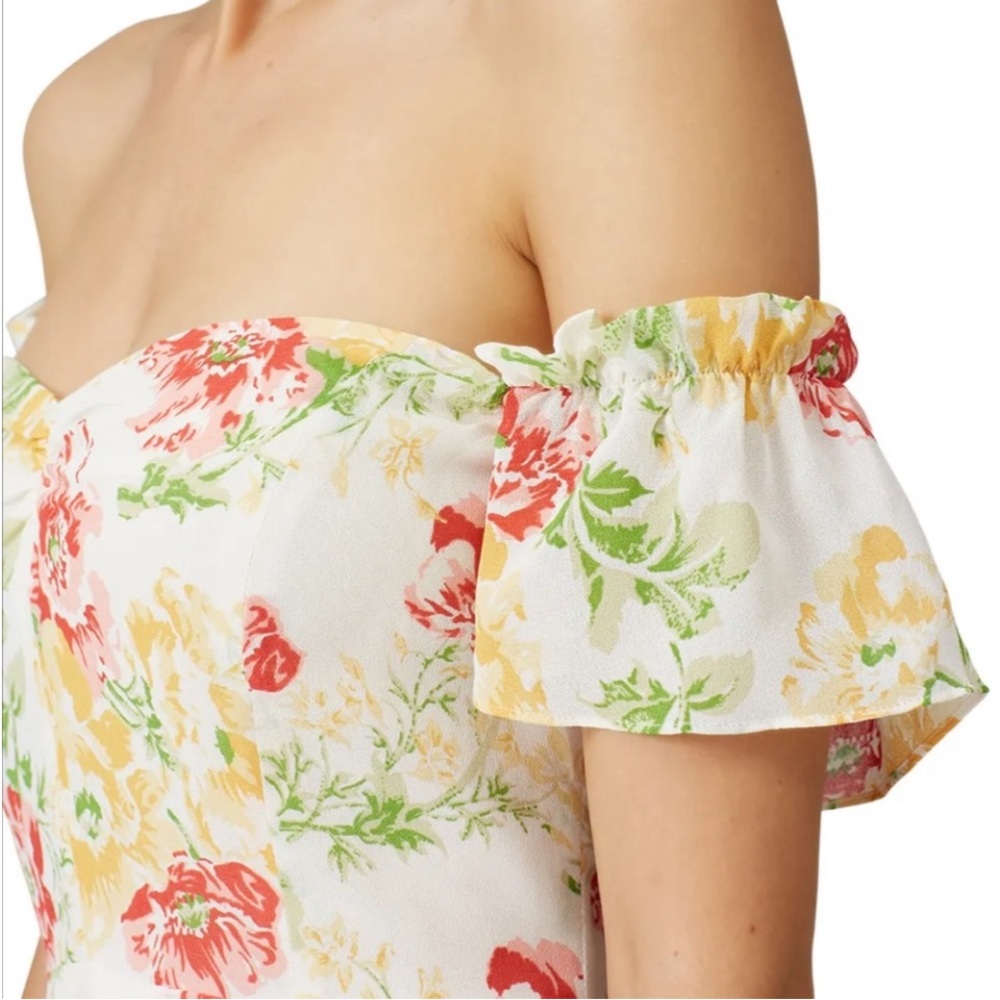 Reformation Hyacinth Dress – Vinona White Floral
Size 2. - Picture 4 of 7